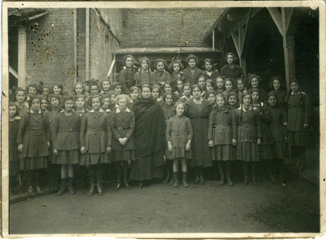 Gabriela Mistral como directora